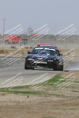media/Oct-25-2025-CalClub SCCA (Sat) [[34c778dfbe]]/Group 4/Qualifying/